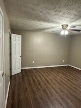 3630 S Bend Rd in Gainesville, GA - Foto de edificio - Building Photo