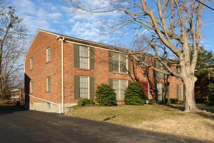 2712 Riedling Dr in Louisville, KY - Building Photo
