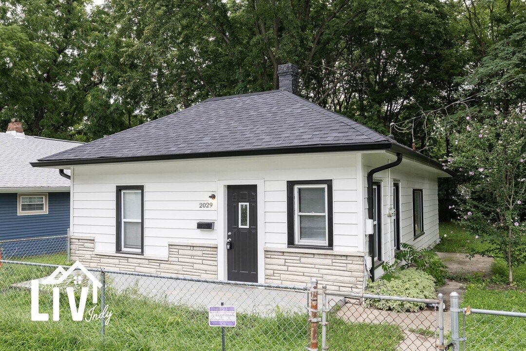 2029 E 44th St in Indianapolis, IN - Building Photo