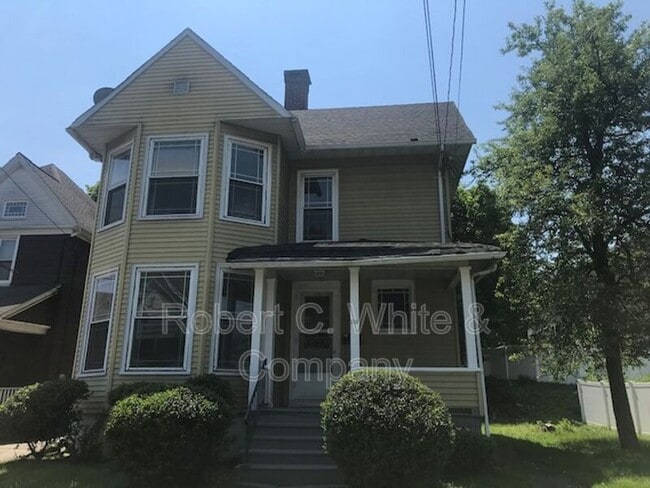 property at 116 Howe Ave