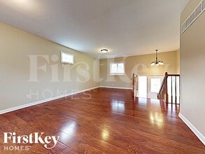 1154 Rathbone Ave in Aurora, IL - Building Photo - Building Photo