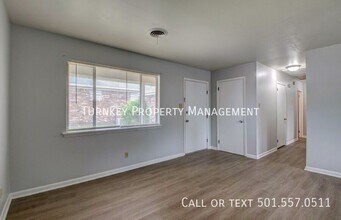 4407 Lynn Ln in North Little Rock, AR - Building Photo - Building Photo