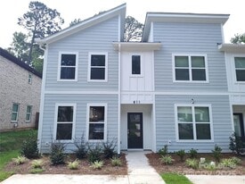 811 Justice Ave in Charlotte, NC - Building Photo