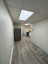 80 E 24th St in Bayonne, NJ - Building Photo - Building Photo