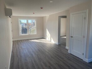 163 Summer St in Kingston, MA - Building Photo - Building Photo