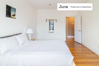 Private bedroom in 4 bed/2 bath Home in Boston, MA - Building Photo - Building Photo