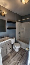 1323 24th St in Des Moines, IA - Building Photo - Building Photo
