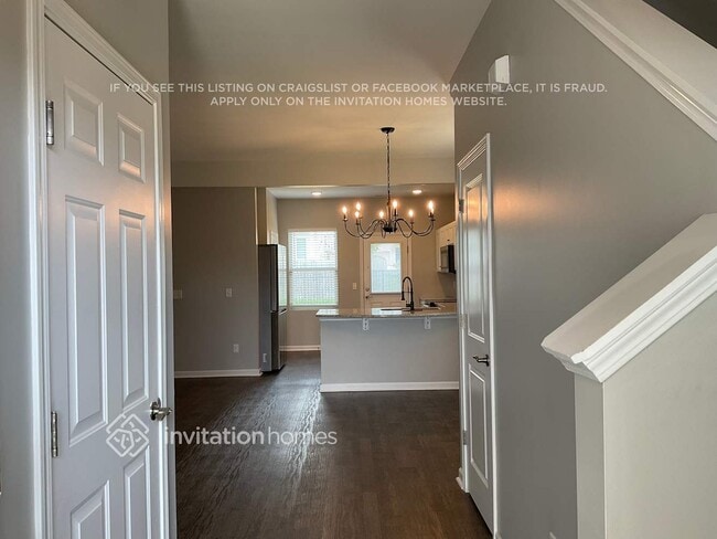 1047 Lonergan Cir in Spring Hill, TN - Building Photo - Building Photo