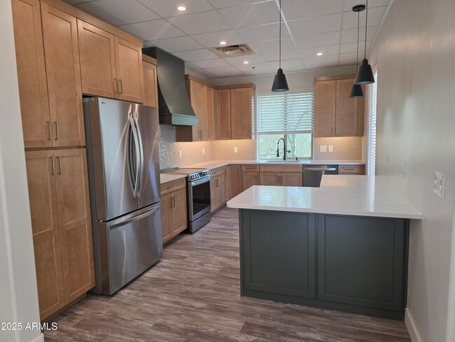 property at 16715 E Parkview Ave