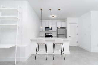 8621 River Rd in North Bergen, NJ - Building Photo - Building Photo