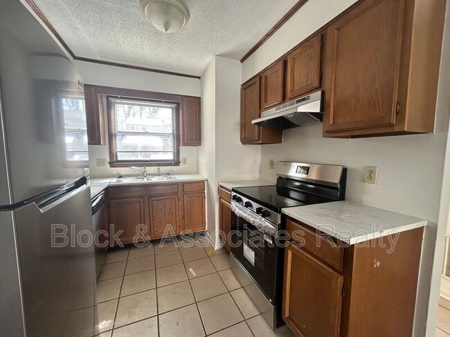 601 Timberline Dr SE in Winston-Salem, NC - Building Photo - Building Photo