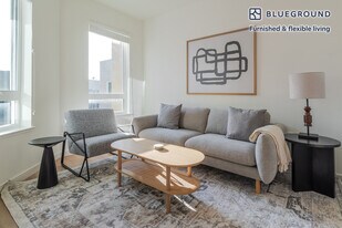 100 Callan Ave in San Leandro, CA - Building Photo