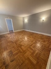 Bryn Mawr Gables in Bryn Mawr, PA - Foto de edificio - Building Photo