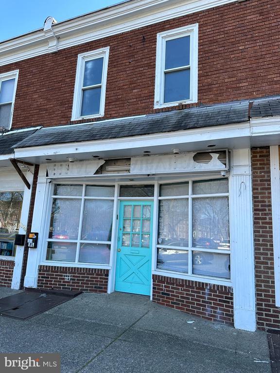 property at 1192 Yorkship Square