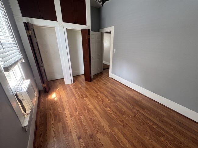 property at 2119 Hardy St