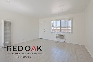 7915 Vineland Ave, Unit 20 in Los Angeles, CA - Building Photo