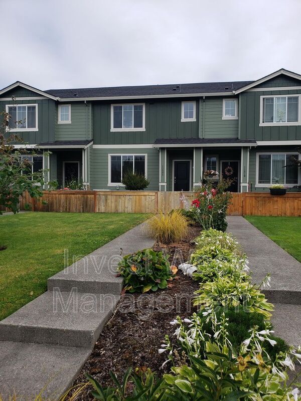 property at 11506 NE 22nd Cir