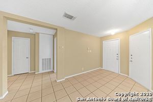 9727 Green Plain Dr in San Antonio, TX - Building Photo - Building Photo