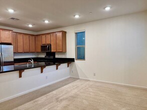 3253 Tysley Way in Rancho Cordova, CA - Building Photo - Building Photo