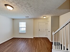 2999 Storybook Ln in Grayson, GA - Building Photo - Building Photo
