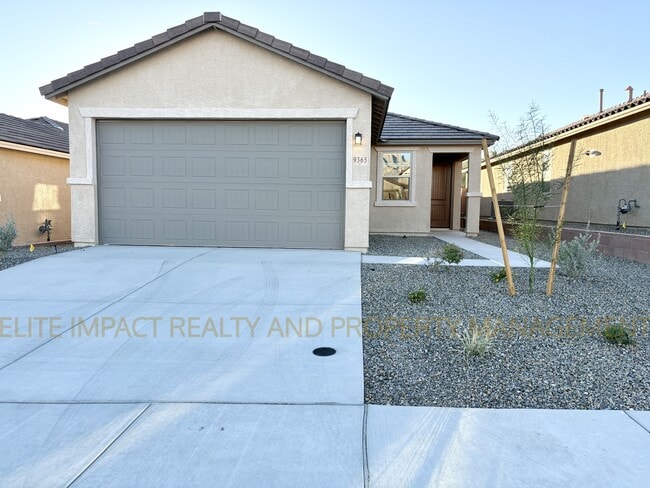 property at 9365 N Peridot Vis Ave