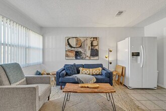 302 Santa Rosa Blvd in Fort Walton Beach, FL - Building Photo - Building Photo