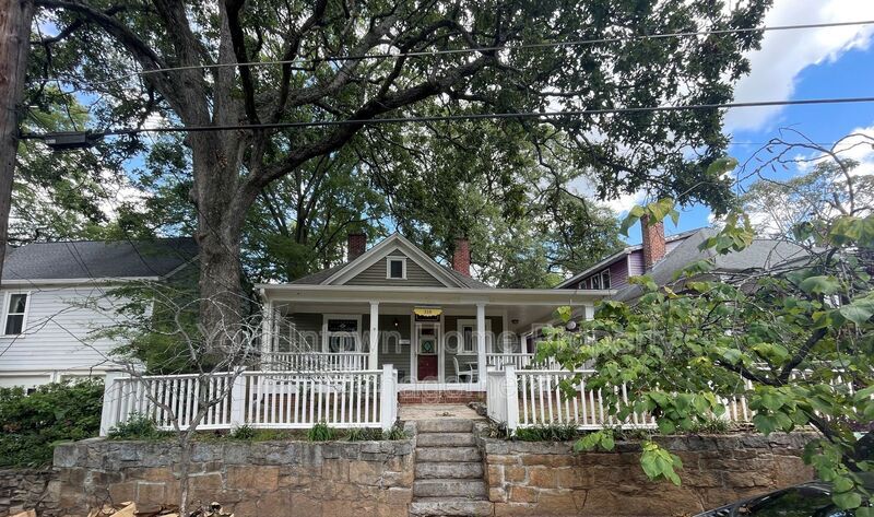 318 Sydney St SE in Atlanta, GA - Foto de edificio