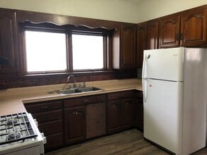 1518 15th Ave in Moline, IL - Building Photo - Building Photo