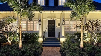7715 Westmoreland Dr in Sarasota, FL - Building Photo - Building Photo