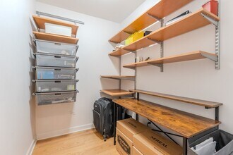 1250 S Michigan Ave, Unit 2104 in Chicago, IL - Building Photo - Building Photo