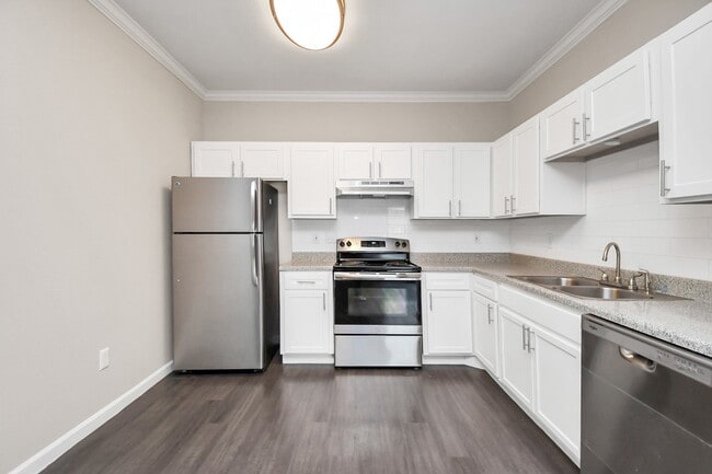11355 Richmond Ave. in Houston, TX - Building Photo - Building Photo