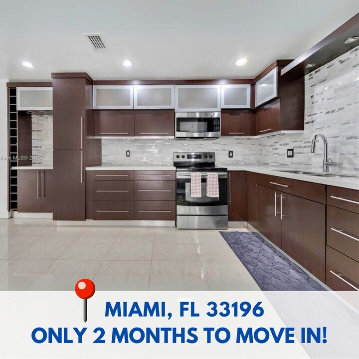 9646 SW 151st Ave in Miami, FL - Building Photo