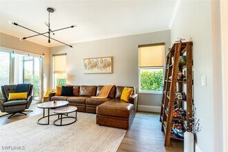 6770 Old Banyan Way in Naples, FL - Building Photo - Building Photo