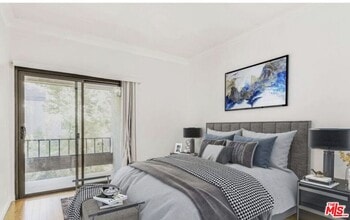 8675 Falmouth Ave in Los Angeles, CA - Building Photo - Building Photo