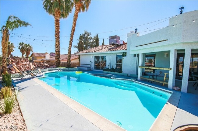 property at 5086 Cartaro Dr