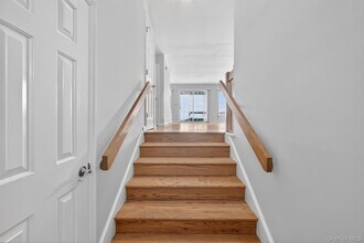 2003 Regent Dr in Mt Kisco, NY - Building Photo - Building Photo