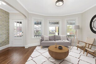 719 Gladstone Ave in Detroit, MI - Building Photo