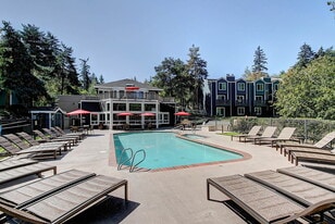 Stonehedge Village in Bothell, WA - Building Photo