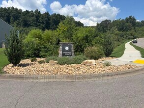 138 Harbour Pointe Ln in Oak Ridge, TN - Building Photo - Building Photo