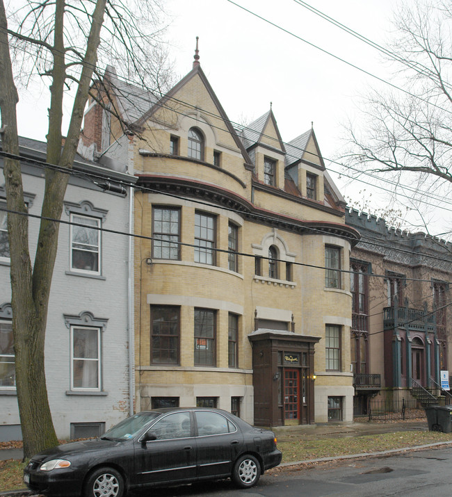 244 Union St in Schenectady, NY - Building Photo - Building Photo