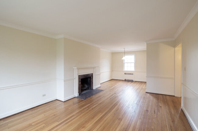 Dutch Village Apartments in Menands, NY - Building Photo - Interior Photo