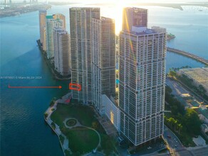 465 Brickell Ave in Miami, FL - Building Photo - Building Photo