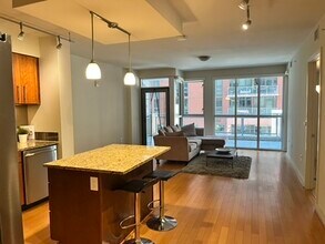 1025 First St SE, Unit Unit 301 in Washington, DC - Building Photo - Building Photo