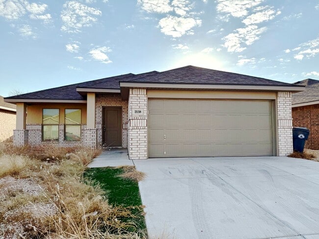 property at 2138 N Texas Ave