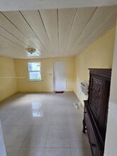 5745 Garfield St in Hollywood, FL - Building Photo - Building Photo