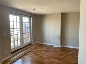 535 Commonwealth Ave, Unit 7A in Boston, MA - Building Photo - Building Photo