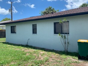 778 93rd Ave N in Naples, FL - Building Photo - Building Photo