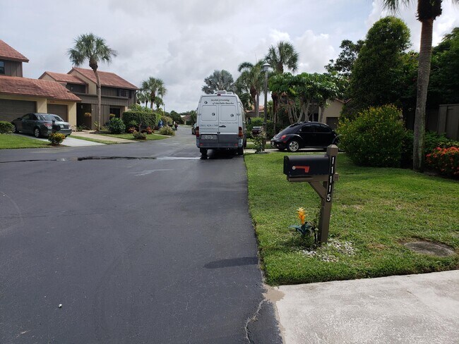 11115 Oakdale Rd in Boynton Beach, FL - Building Photo - Building Photo