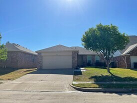 5149 Raymond Dr in Fort Worth, TX - Building Photo