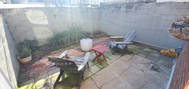 1818 Montrose St in Philadelphia, PA - Foto de edificio - Building Photo